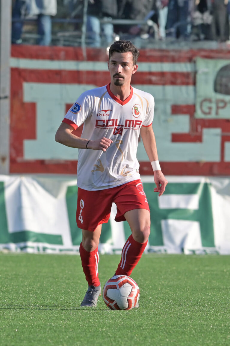 Il calciatore Daniele Franco rinnova con la Turris