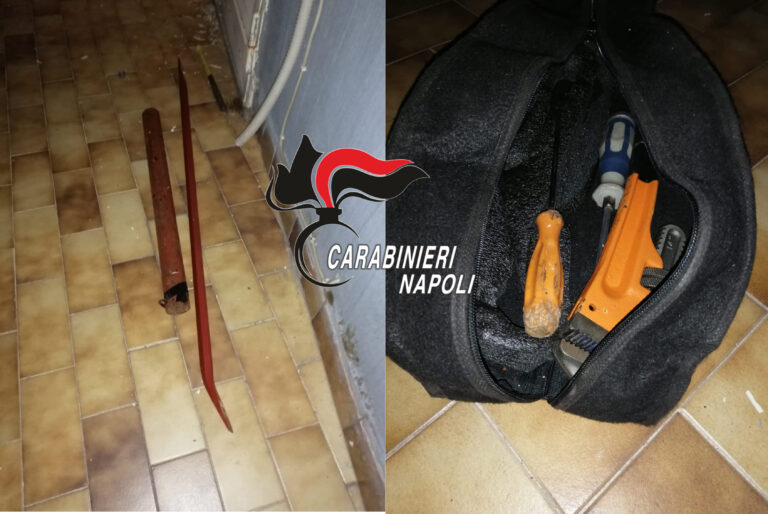Casoria: Sorpresi a rubare in casa. 2 persone arrestate dai Carabinieri Casoria: Sorpresi a rubare in casa. 2 persone arrestate dai Carabinieri