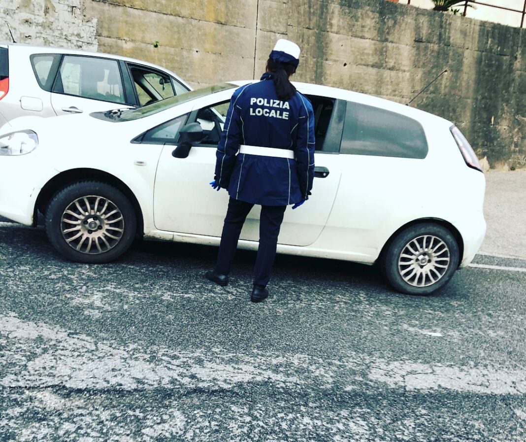Polizia locale Lettere Napoli