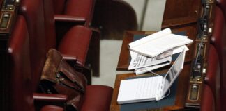 proposta legge istigazione rinuncia trattamento sanitario
