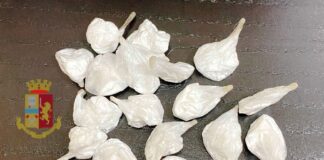 Napoli, spaccio di droga a Secondigliano: arrestato 45enne