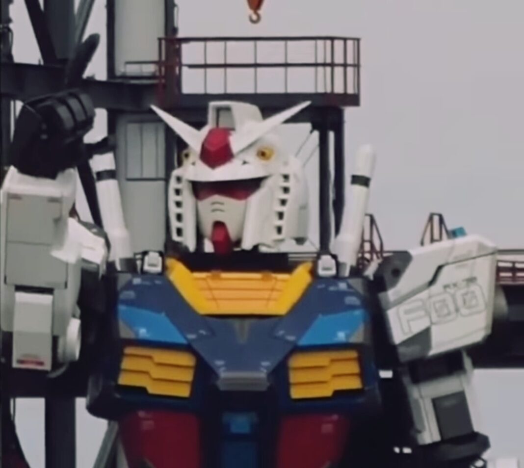 robot giapponese 'Gundam' di 18 metri - Gundam RX-78 mecha