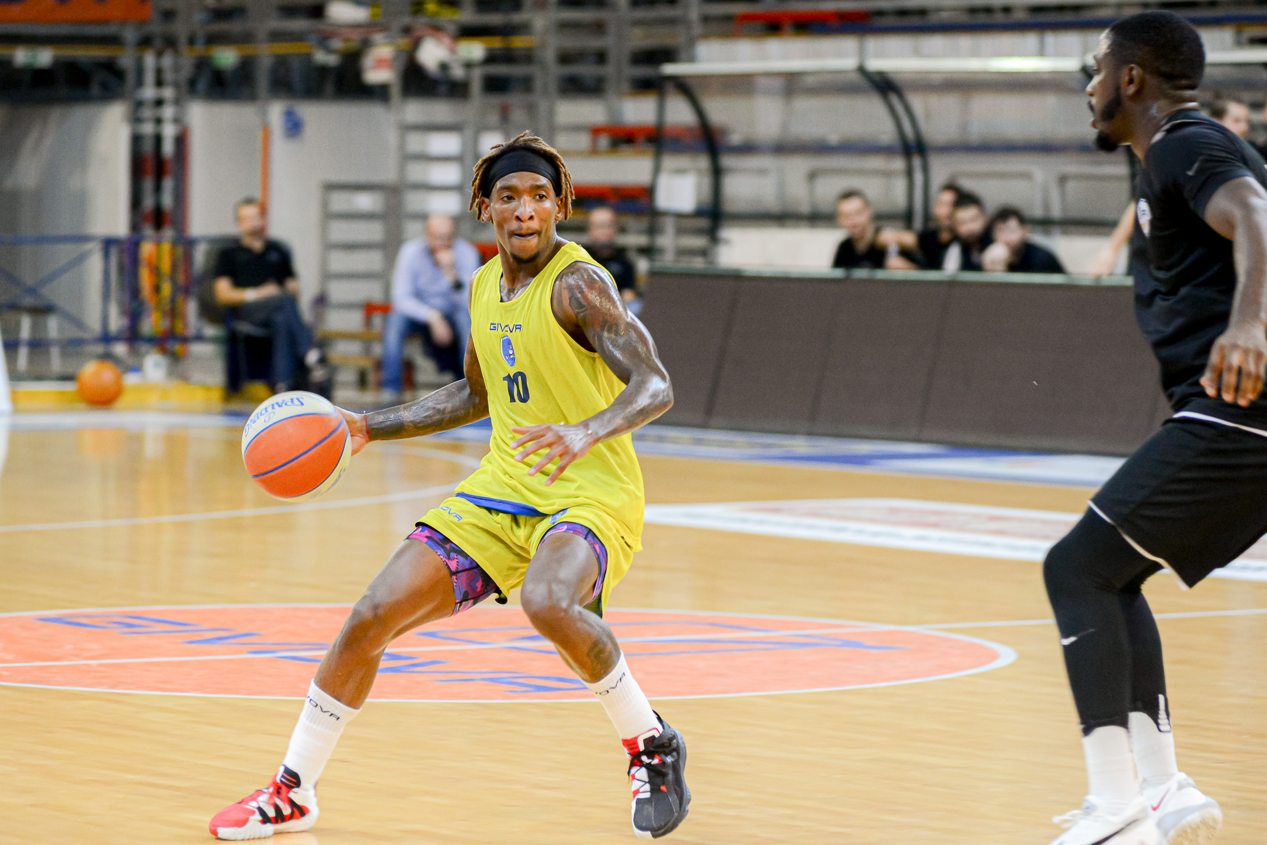 Randy Culpepper in azione di gioco contro Eurobasket Roma