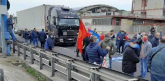protesta whirlpool napoli
