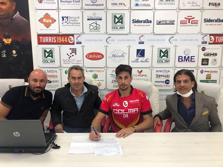 turris arrivano Lame e BArone turris arrivano il difensore LAme ed il portiere BArone