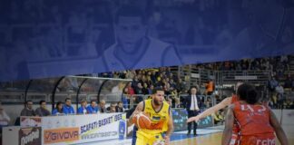 La Givova Scafati ingaggia Darryl Joshua Jackson. Ritorno in giallo blu per il cestita maltese La Givova Scafati ingaggia Darryl Joshua Jackson. Ritorno in giallo blu per il cestita maltese