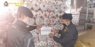 Ottaviano, sequestrati 4mila metri di stoffa con il marchio “Thun” contraffatto