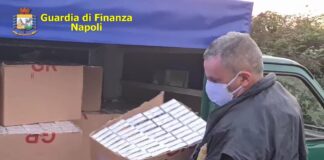Acerra, arrestato contrabbandiere di sigarette con il reddito di cittadinanza sigarette contrabbando napoli