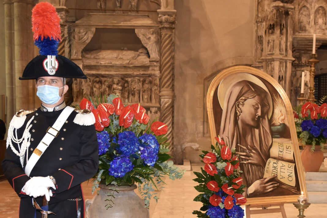 virgo fidelis napoli carabinieri