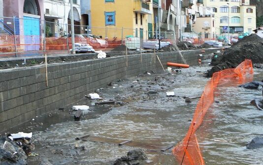 marina di cassano spiaggia marciapiede wwf