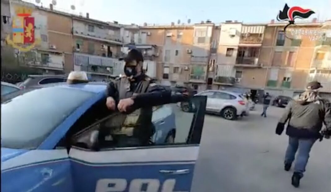 rione traiano napoli carabinieri polizia rione traiano napoli carabinieri polizia