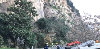 sorrento masso rischio distacco