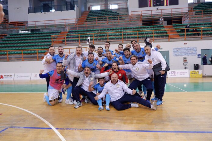 Il Napoli calcio a 5 raggiunge le 13 vittorie consecutive! Battuto anche il Messina (2) Il Napoli calcio a 5 raggiunge le 13 vittorie consecutive! Battuto anche il Messina