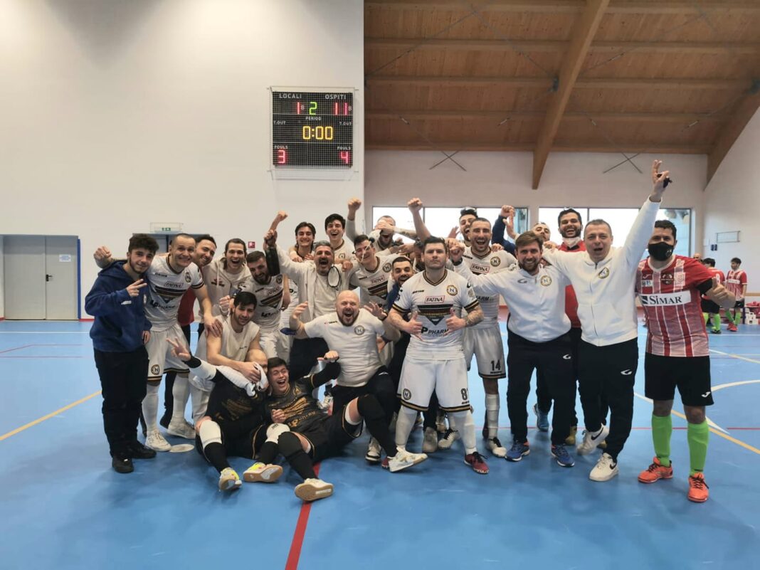 Napoli calcio a 5 a Viggiano fa ancora centro e porta a casa l'ennesimo successo