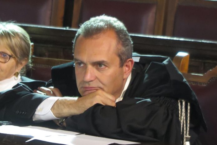 I giovani scrivono a De Magistris: vogliamo il forum metropolitano