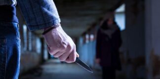 Pozzuoli: accoltella due ragazzi, denunciato 17enne