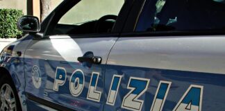 Napoli, Chiaia: interrotta una festa in casa, sanzionate 9 persone