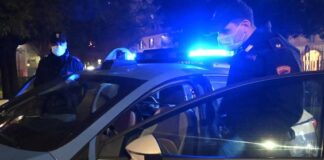 Frattamaggiore: tentano di rubare un’auto, inseguiti e arrestati