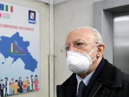 Vincenzo De Luca a giudizio per le Card Vaccini: presunto danno erariale da 3,7 milioni di euro. L'inchiesta della Procura della Corte dei Conti della Campania