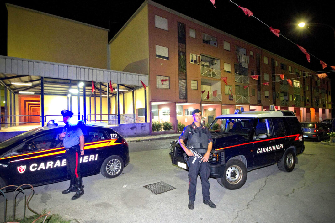 DROGA:OPERAZIONE CC NELLA 'SCAMPIA DEL VESUVIANO',19 ARRESTI Boscoreale, racket e droga: scarcerato "Franchino" il fratello del boss Pesacane. Le condizioni di salute incompatibili con il carcere