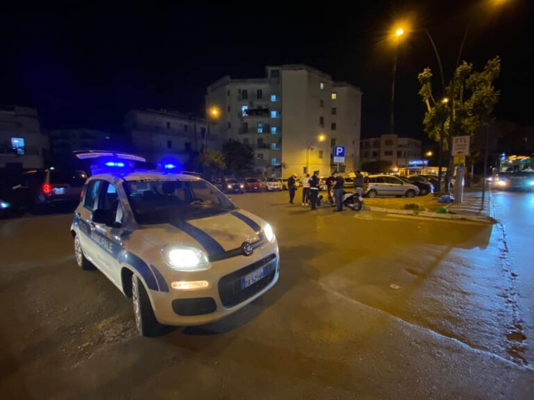 Blitz a Pompei, sequestrata un’area di sosta per camper abusiva Blitz a Pompei, sequestrata un’area di sosta per camper abusiva