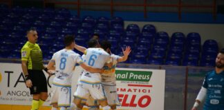 La paura fa 6-3 al PalaSele, il Napoli vince il derby di Halloween con la Feldi