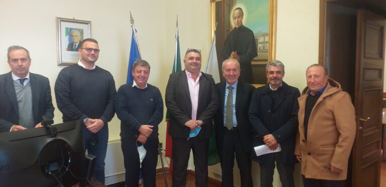 Il Comune di Torre de Greco e la Turris Calcio incontrano la Lega Pro