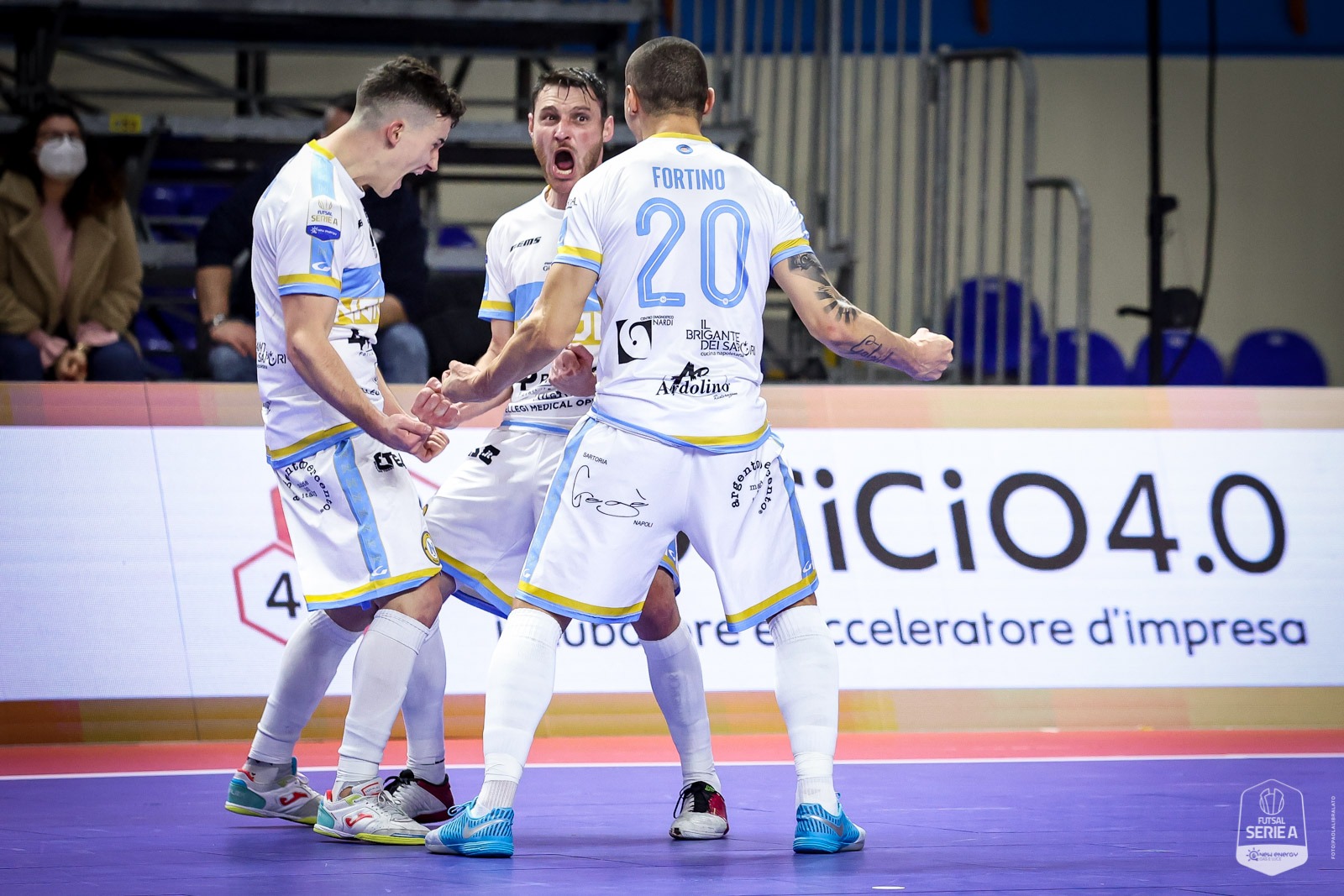 Calcio a 5 Real San Giuseppe-Napoli Futsal termina 3-3. Derby spettacolare alla Sky Arena di Eboli