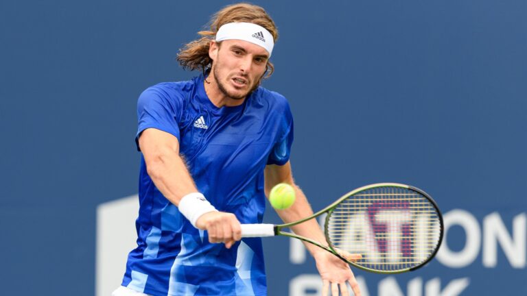 Controllare frequentemente la racchetta potrebbe far evitare al tennista l’epicondilite ed altri stress articolari. Controllare frequentemente la racchetta potrebbe far evitare al tennista l’epicondilite ed altri stress articolari.