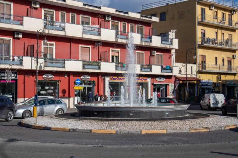 Inaugurata dopo il restyling la fontana del cavalcavia Longobardi a Scafati
