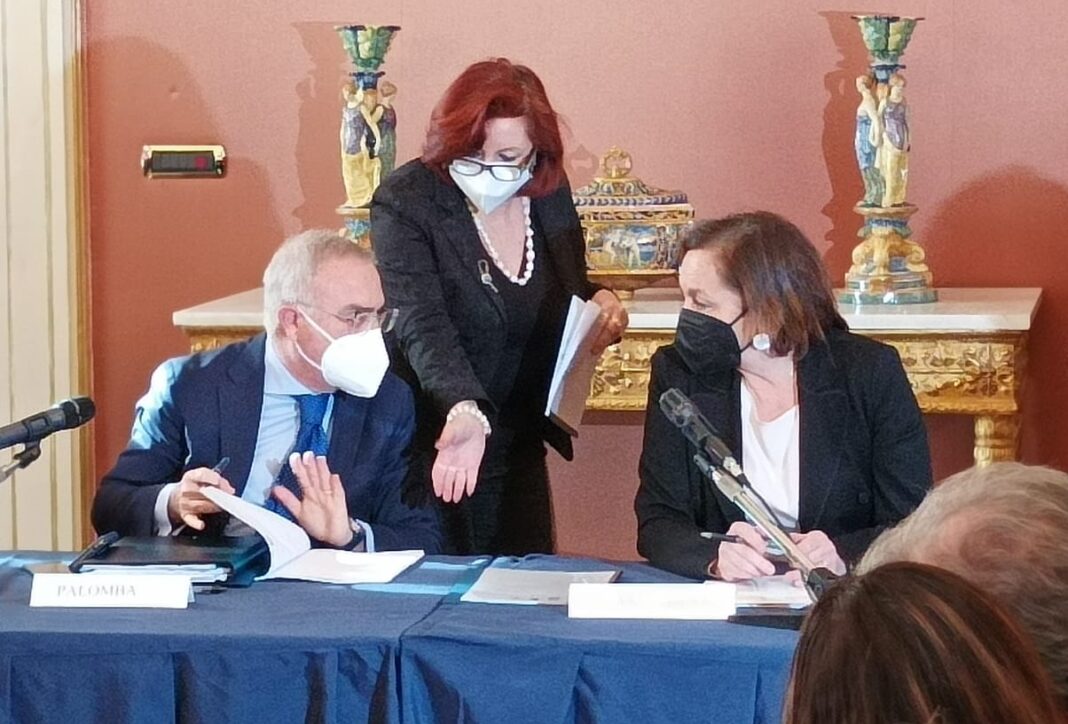 ministro lamorgese napoli prefettura