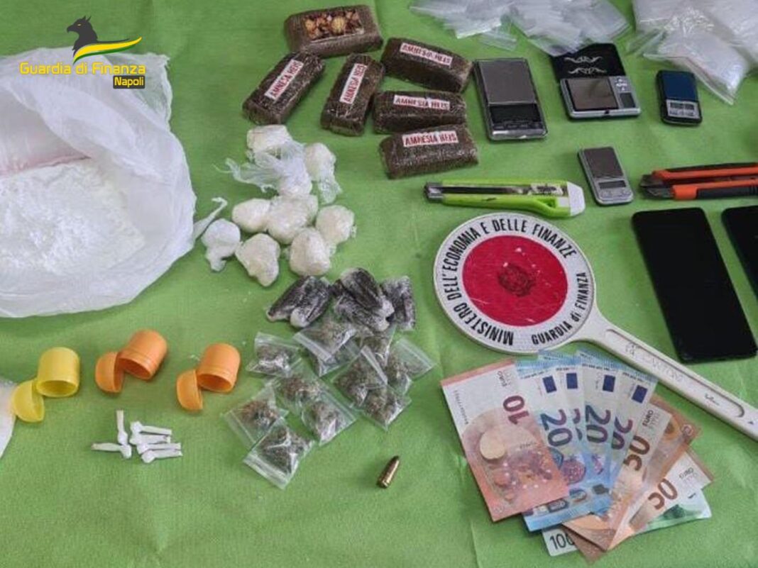 napoli droga dello stupro guardia di finanza