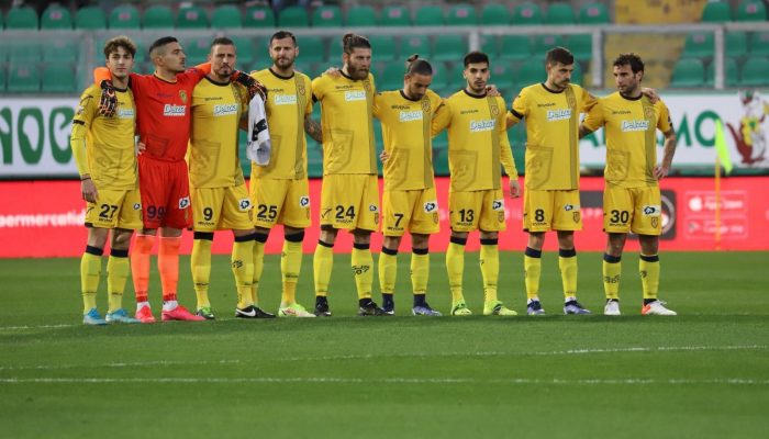 La Juve Stabia esce dal “Barbera” con le ossa rotte. Il Palermo vince 3-1