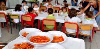 Torre del Greco: refezione scolastica, via alle iscrizioni