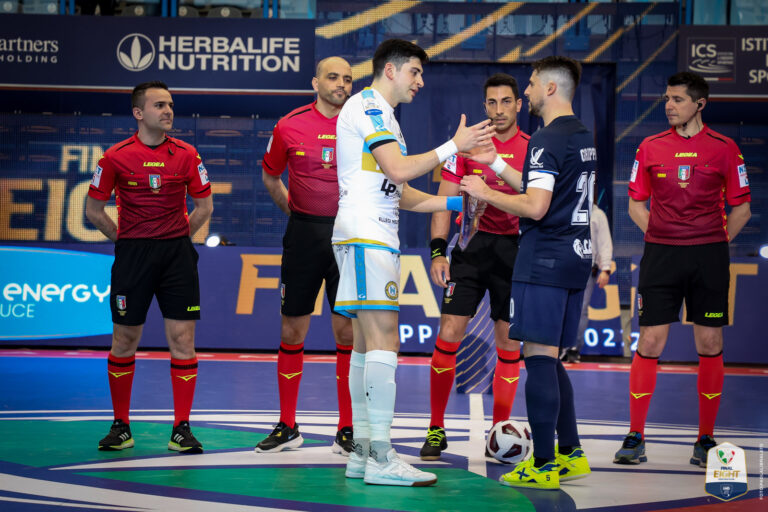 Il Napoli Futsal saluta Salsomaggiore Terme tra gli applausi, l’Olimpus Roma vince 4-3