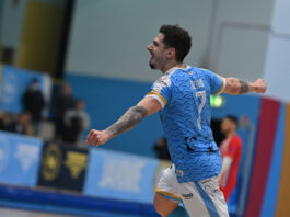 Napoli Futsal da impazzire. Finisce 5-2 all'Olimpus Roma
