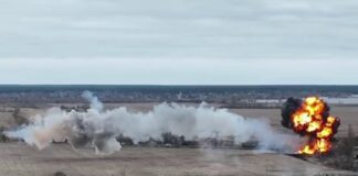 Fuoco e svastiche e una tranquilla domenica di guerra