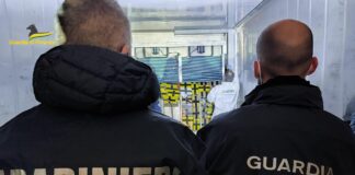 Salerno, sequestrati al porto 157 kg di cocaina: avrebbe fruttato 70 milioni di euro