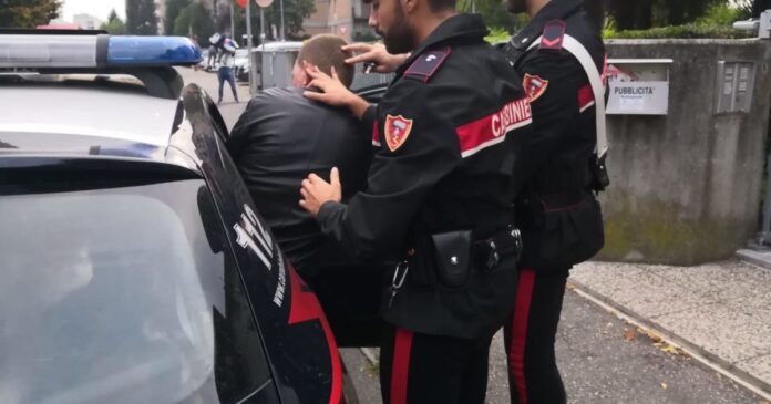 Picchiarono una giovane disabile per rapinarla a San Giuseppe Vesuviano: 3 arresti