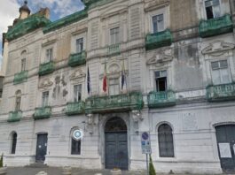 spaccio castellammare palazzo farnese