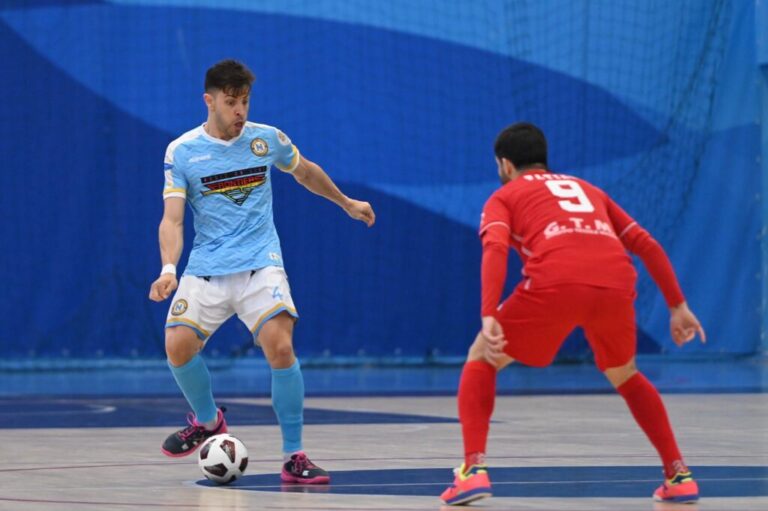 A Cercola passa il Real San Giuseppe. Napoli Futsal rincuorato dal suo presidente A Cercola passa il Real San Giuseppe. Napoli Futsal rincuorato dal suo presidente