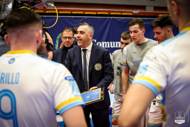 La corsa scudetto del Napoli Futsal comincia ad Avellino La corsa scudetto del Napoli Futsal comincia ad Avellino