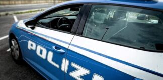 polizia torre del greco ex moglie