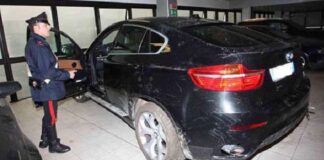 carabinieri auto di lusso napoli truffa