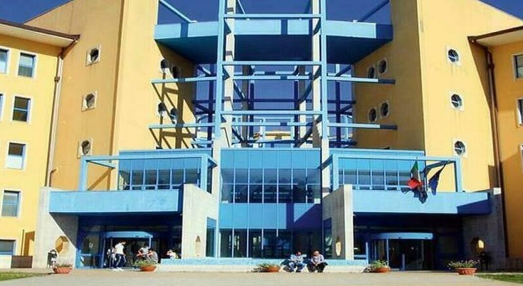 ospedale moscati avellino colpo di pistola