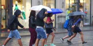 Campania, meteo di ferragosto: scatta l’allerta gialla per temporali e rischio idrogeologico