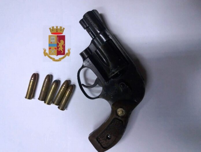 pistola_logo_4