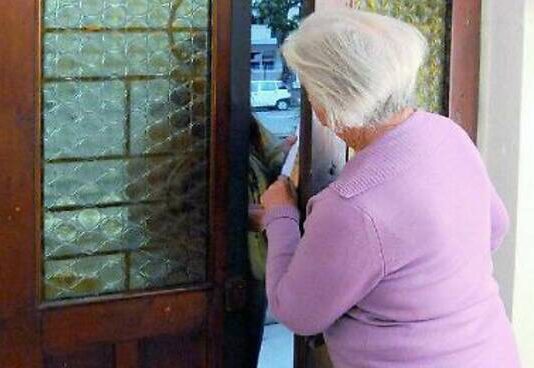 truffa anziana ischia