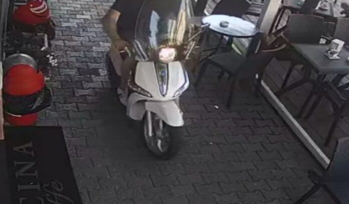castellammare scooter marciapiedi