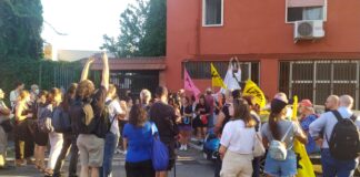 manifestazione libera duplice omicidio ponticelli arma
